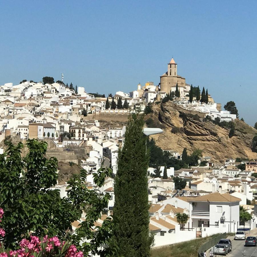 Cortijo Rocas Altas Villa Iznájar Exterior foto